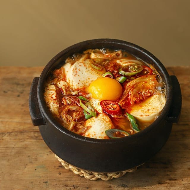 Sundubu Jjigae / 순두부찌개.