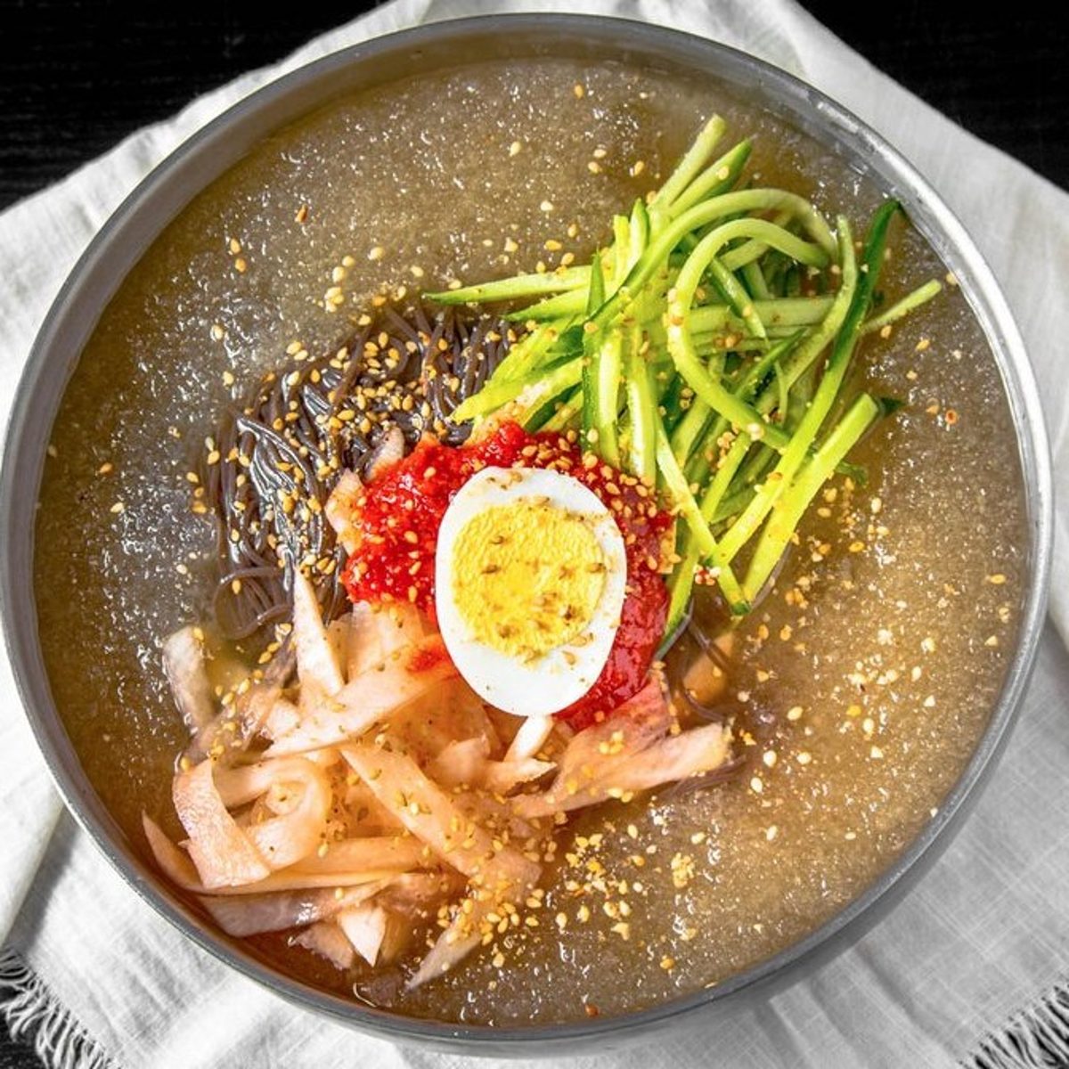 Chik Mul Naengmyeon / 칡냉면